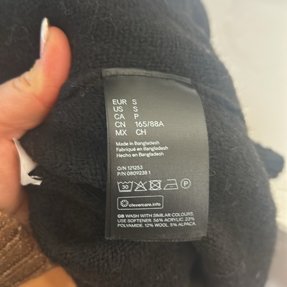 H&M Black Wrap knit sweater size small - Picture 3 of 6